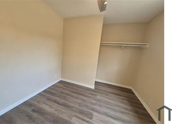 4018 Sunrise Cove Dr — Photo 11