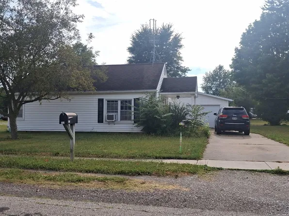 402 Centre St, Stryker, OH 43557