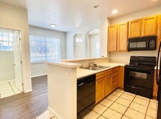9493 Carlyle Park Pl, Highlands Ranch, CO 80129