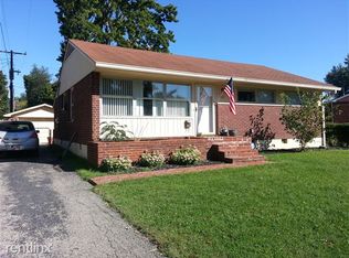 3413 Calais Dr, Jeffersontown, KY 40299