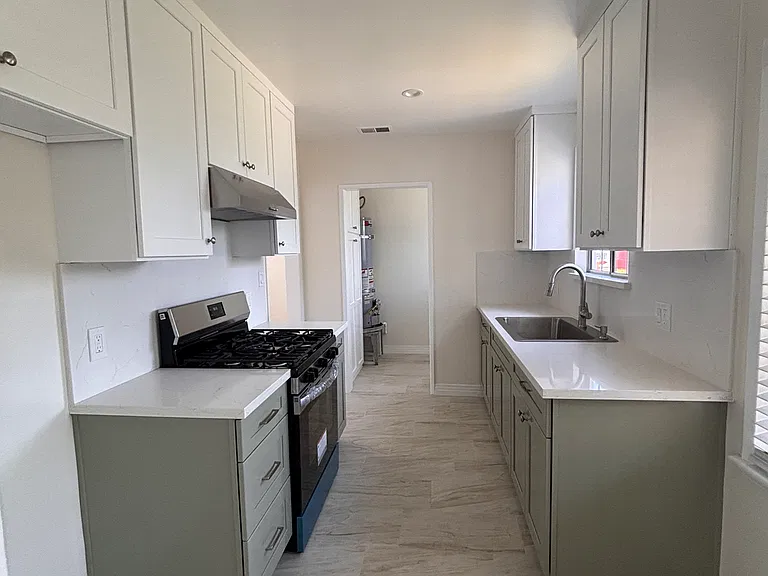 19226 Vanowen St — Photo 2