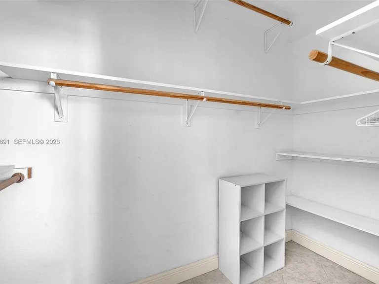 10350 W Bay Harbor Dr #8F — Photo 18