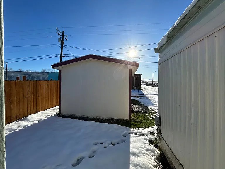 130 Jefferson Ave — Photo 9