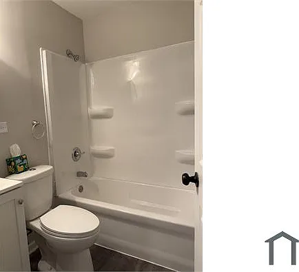 1510 Fairview Ave — Photo 2