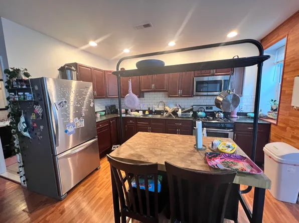 120 S 46th St #2, Philadelphia, PA 19139