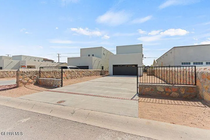 14679 Pebble Hills Blvd — Photo 2