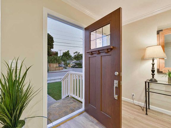 4th image of 908 Toyon Dr