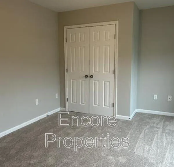 929 Ribbonleaf Ln — Photo 2