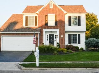 7377 Trillium Dr, Lewis Center, OH 43035