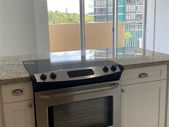 4th image of 880 NE 69th St APT 5L