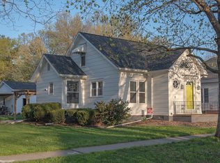 406 S Main St, Saint Joseph, IL 61873