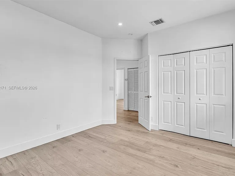 3433 SW 52nd Ct — Photo 18