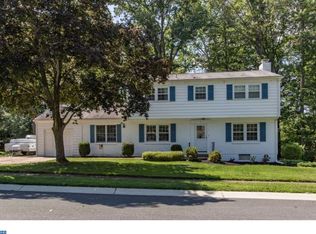 7 Vassar Dr, Newark, DE 19711