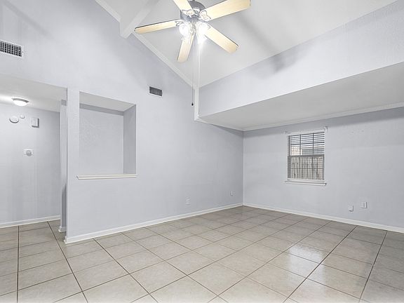 3rd image of 3823 Suttonford Dr