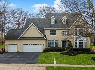 15 Cornwallis Court, Manalapan, NJ 07726