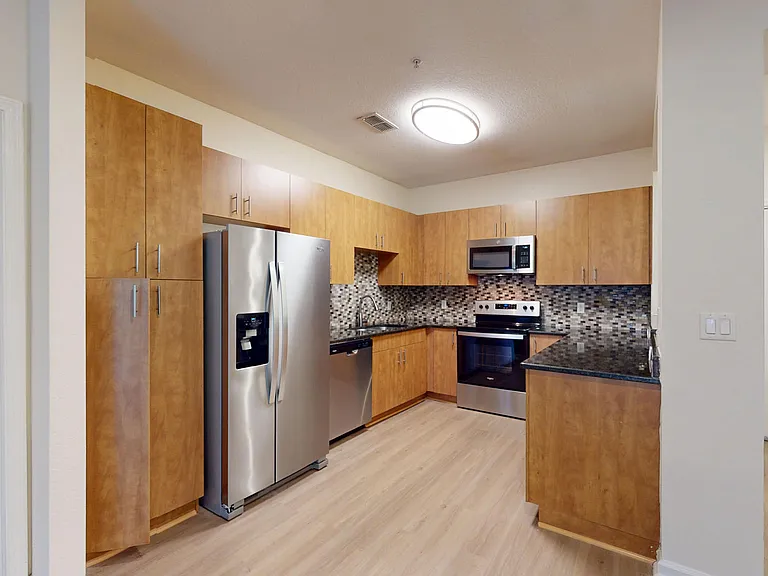 The Vintage Lofts at West End — Photo 62