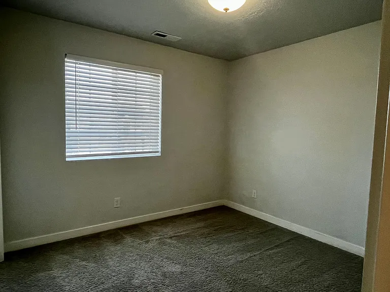 3552 W Alta Loma Ln — Photo 18