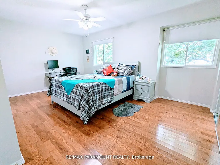 37 Wickstead Ct — Photo 16