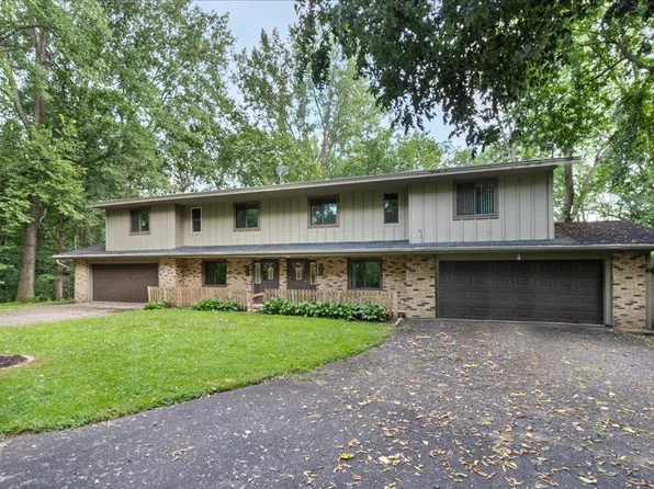 5345 Wedgewood Dr, Shorewood, MN 55331