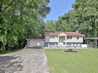 53 Lynn Cir, Newnan, GA 30263