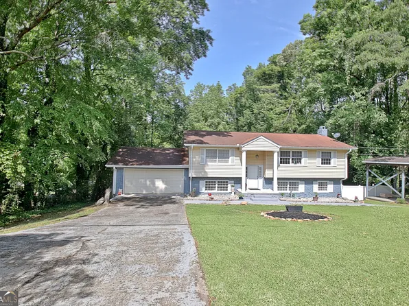 53 Lynn Cir, Newnan, GA 30263