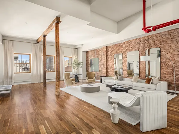 81 Walker Street image 1 of 15