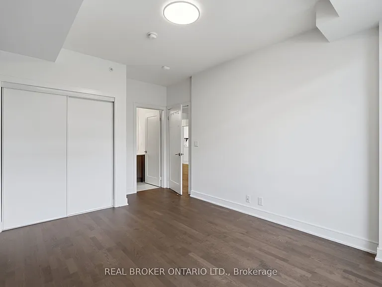 1575 Lakeshore Rd W #366 — Photo 25