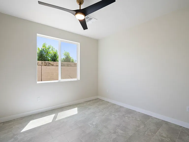1822 E Roma Ave #2 — Photo 13
