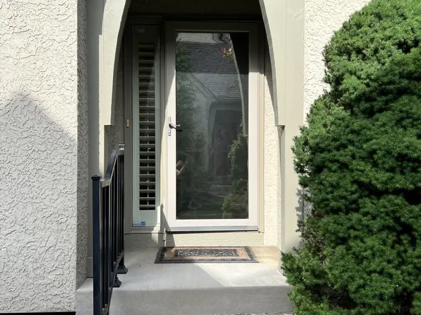 7214 W 144th Ter, Overland Park, KS 66223
