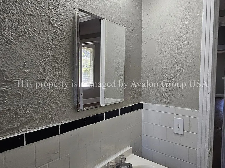 6510 Avalon St — Photo 29