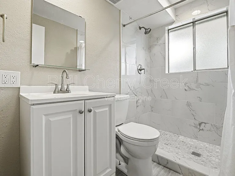 766 W Davies Way — Photo 14