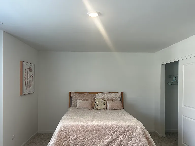 Furnished Queen Size Suite: $900/mo. Each tenant pays $74/mo for utilities.