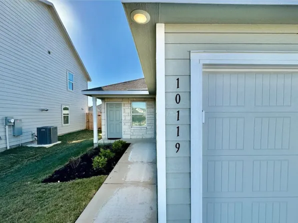 10119 Asta Trl, San Antonio, TX 78224