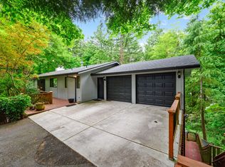 1401 SW Highland Rd, Portland, OR 97221