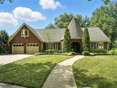 10157 Craig Dr, Overland Park, KS, 66212