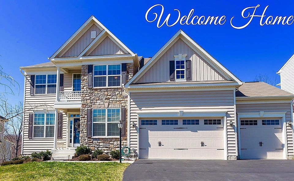 1st image of 15982 Eagle Feather Dr