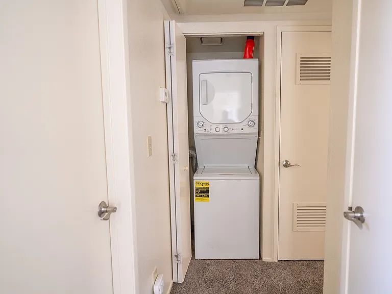1004 Forest Run — Photo 24