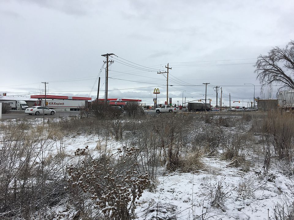 1st image of 1075 W 2150 S