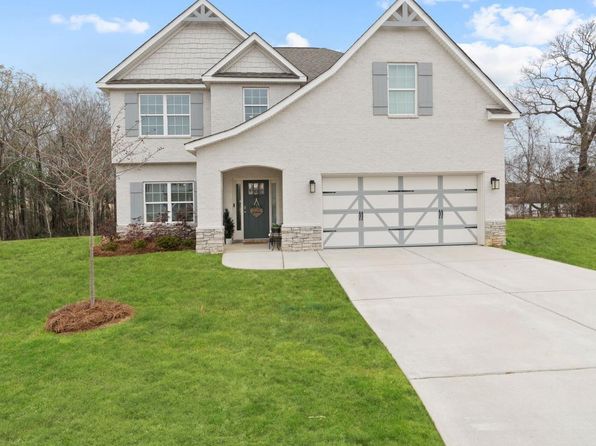 316 Shoshone Cir, Kathleen, GA 31047