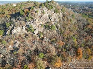 20 Bear Den Ct, Little Rock, AR 72223