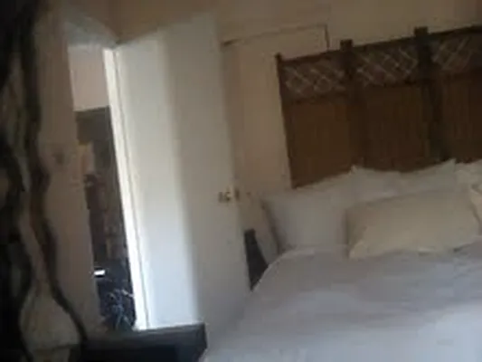 Rented by New Yorker Realty | media 19