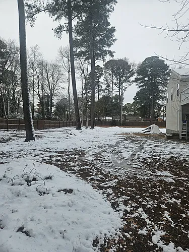 1742 Azalea Point Rd Photo 1