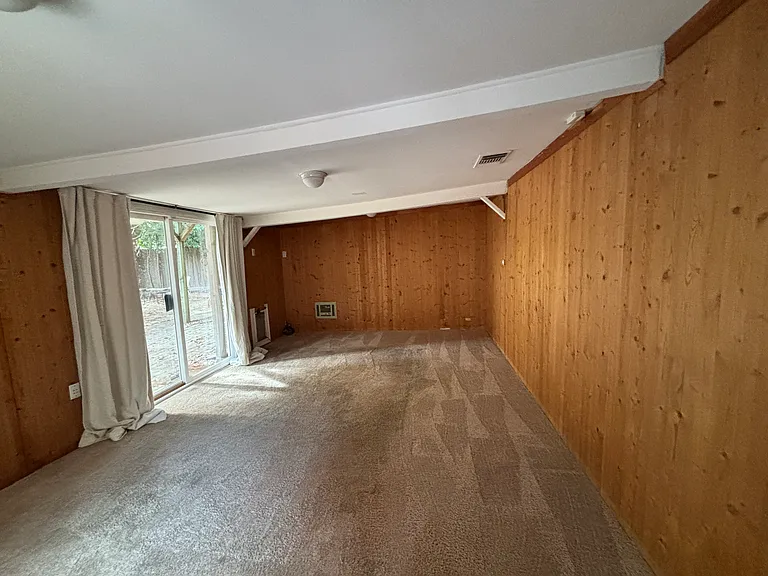 1114 Castro Way — Photo 26