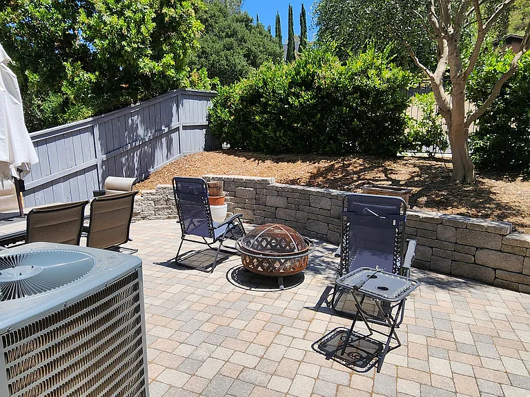 9565 Casa Bella Ct — Photo 17