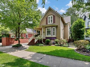 1325 Judson Ave, Evanston, IL