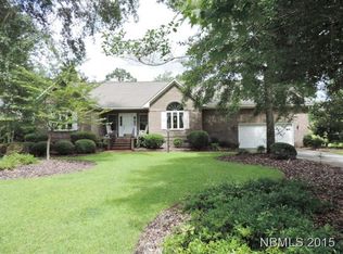 1237 Pine Valley Dr, New Bern, NC 28562