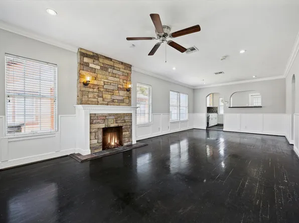 2912 Cetti St, Houston, TX 77009
