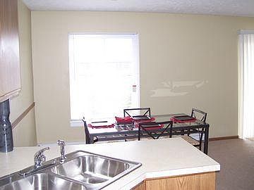 tn_chicagodr_oldaptdining550
