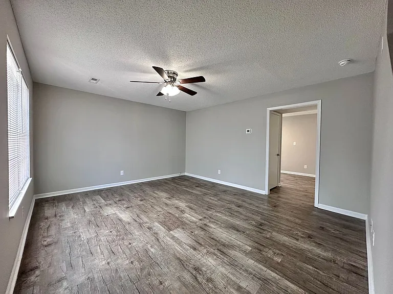 Rand 938 Townhomes — Photo 20