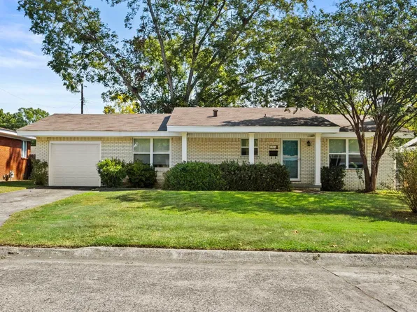 5704 Del Prado St, North Little Rock, AR 72118